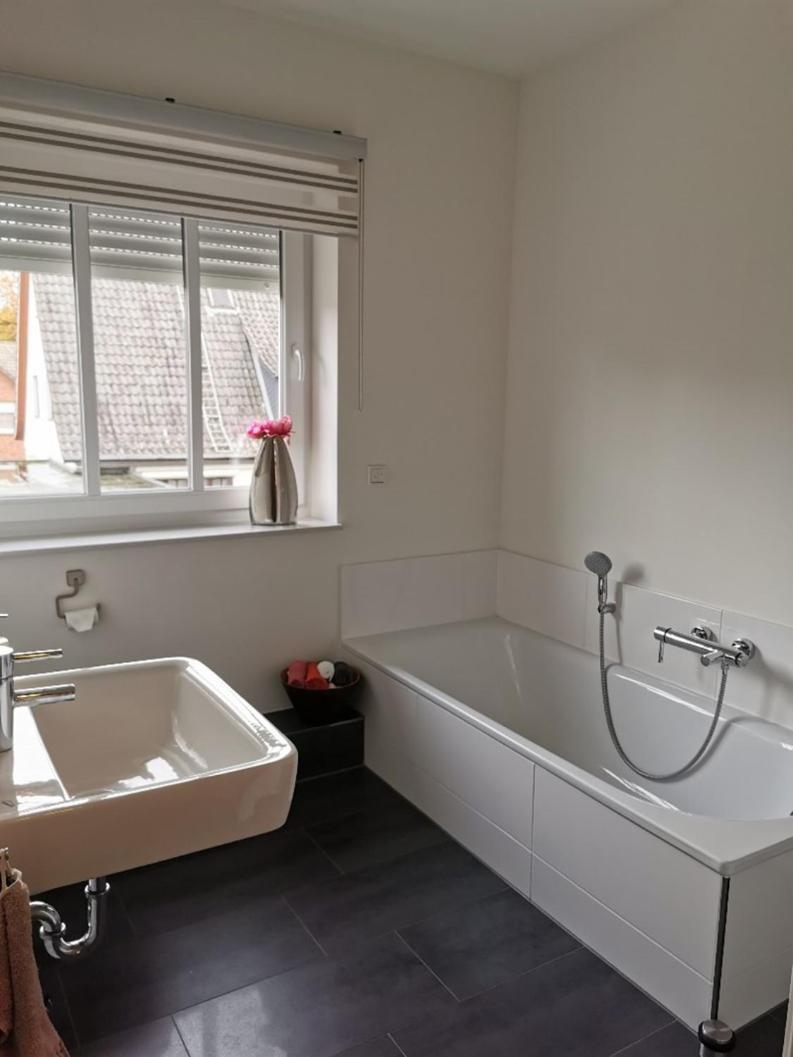 Neu! Schicke Und Moderne Fewo Lindenalle Og Hanstedt エクステリア 写真