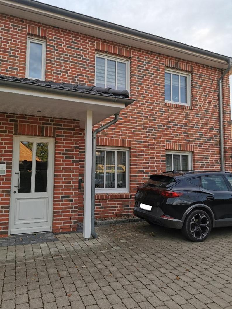 Neu! Schicke Und Moderne Fewo Lindenalle Og Hanstedt エクステリア 写真